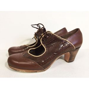 Gallardo. Модель Fatima cordones. Коричневая кожа. Каблук 5см. Gallardo. Модель Fatima cordones. Коричневая кожа. Каблук 5см.